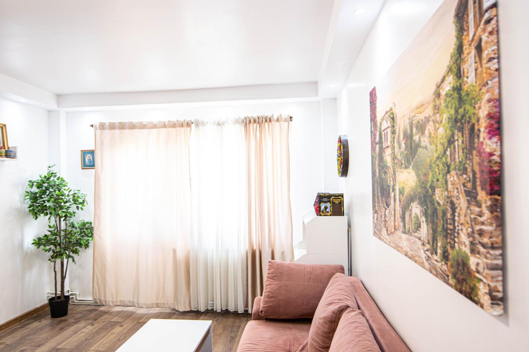 Apartament Near The Park Two Rooms Бухарест Екстер'єр фото
